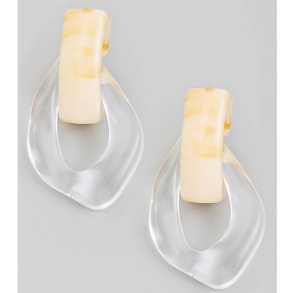 Last pair!✨Abstract clear ivory white minimalist boho resin drop earrings